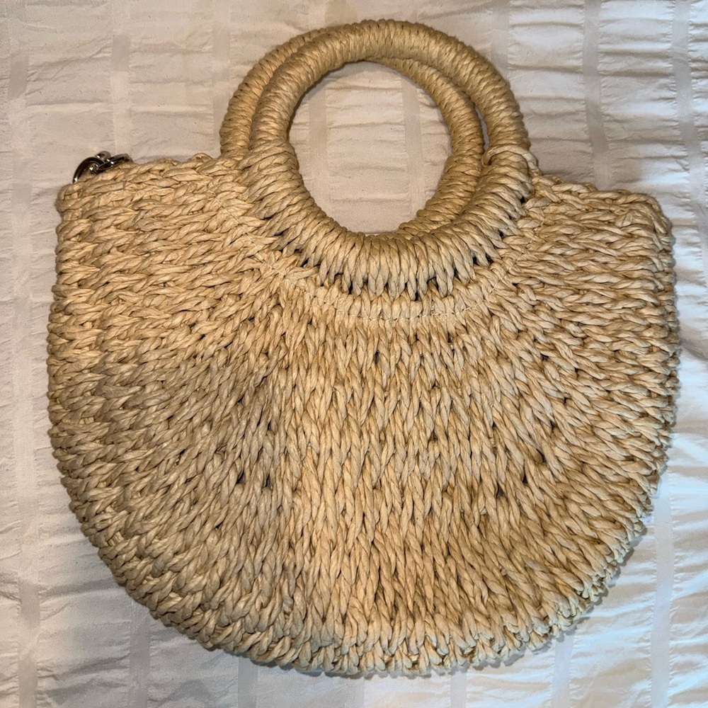 Round-Handle Straw Tote Bag in Natural
